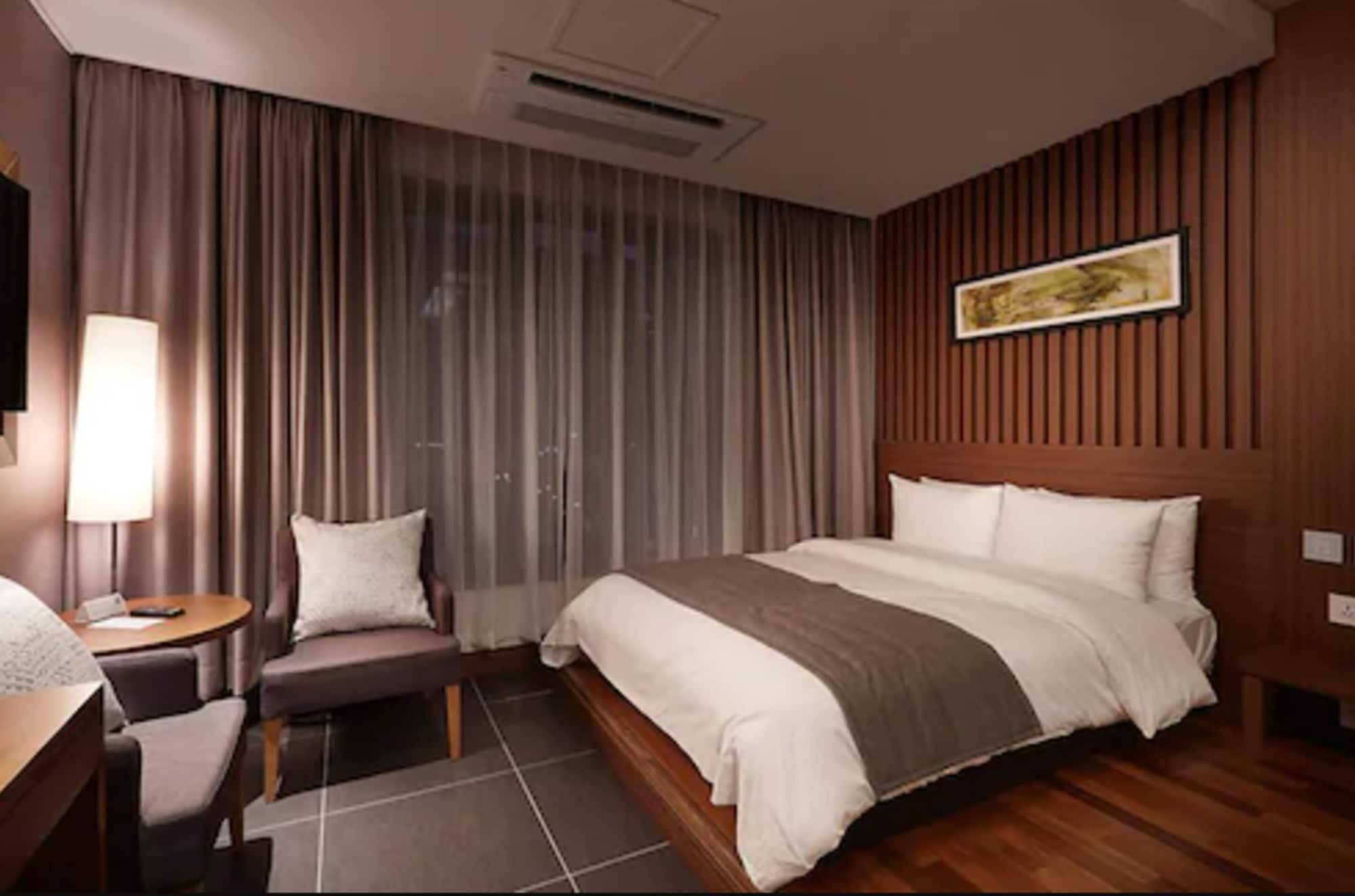 Osong H Hotel Sejong City Чхонджу Экстерьер фото