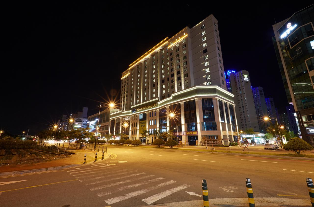 Osong H Hotel Sejong City Чхонджу Экстерьер фото