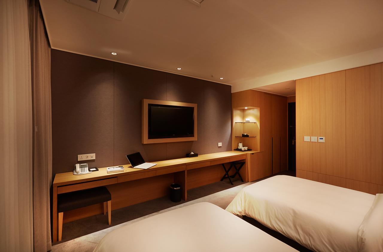 Osong H Hotel Sejong City Чхонджу Экстерьер фото